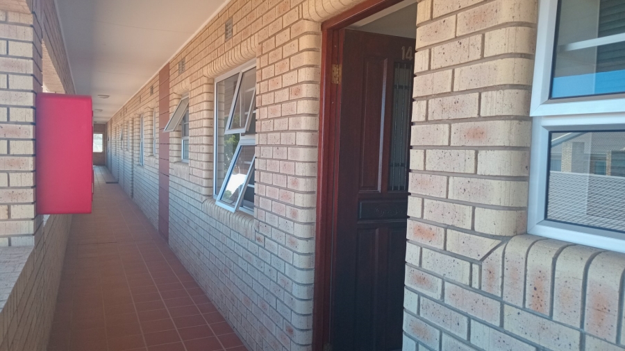 To Let 2 Bedroom Property for Rent in Dormehls Drift Western Cape